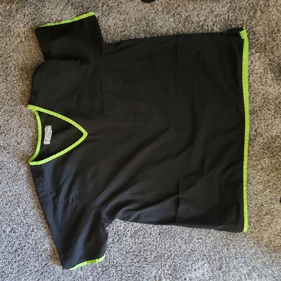 WOMEN'S SCRUB SET SIZE XL - Picture 1 of 11